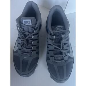 Nike Reax 8 TR Mesh Grey Cross training Athletic Shoes New